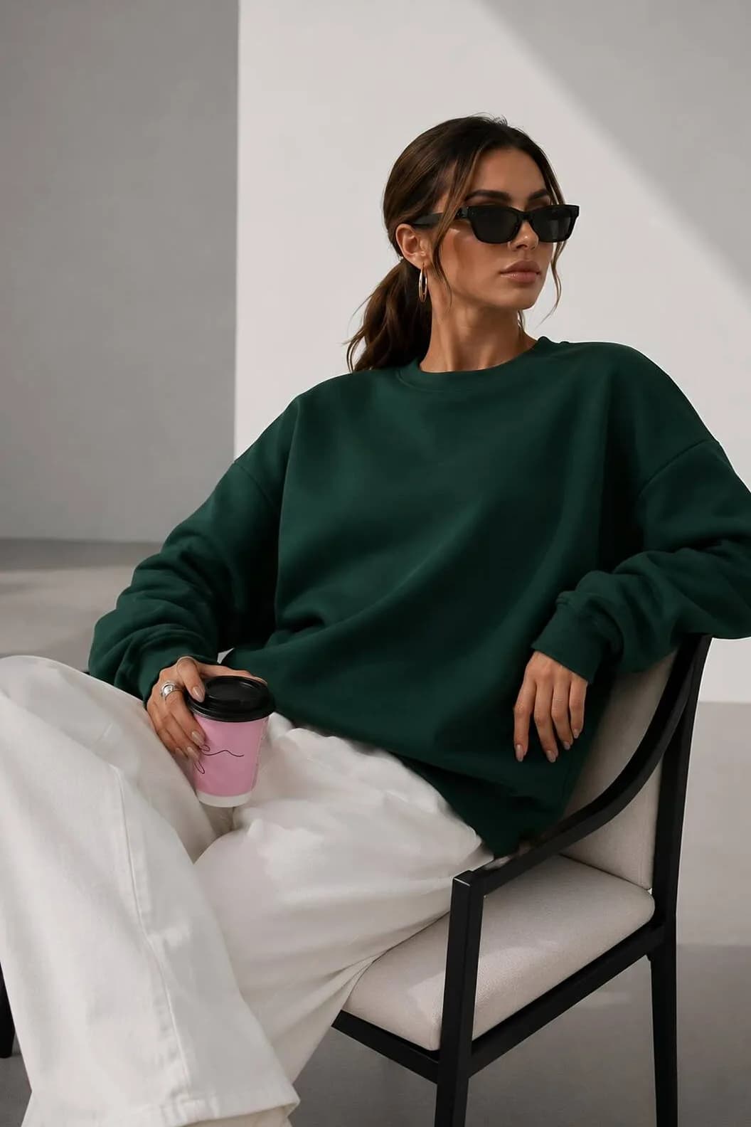 Kadın Üç İplik Şardonlu Pamuk Oversize Sweatshirt — Kolaj Yeşili — görsel 3