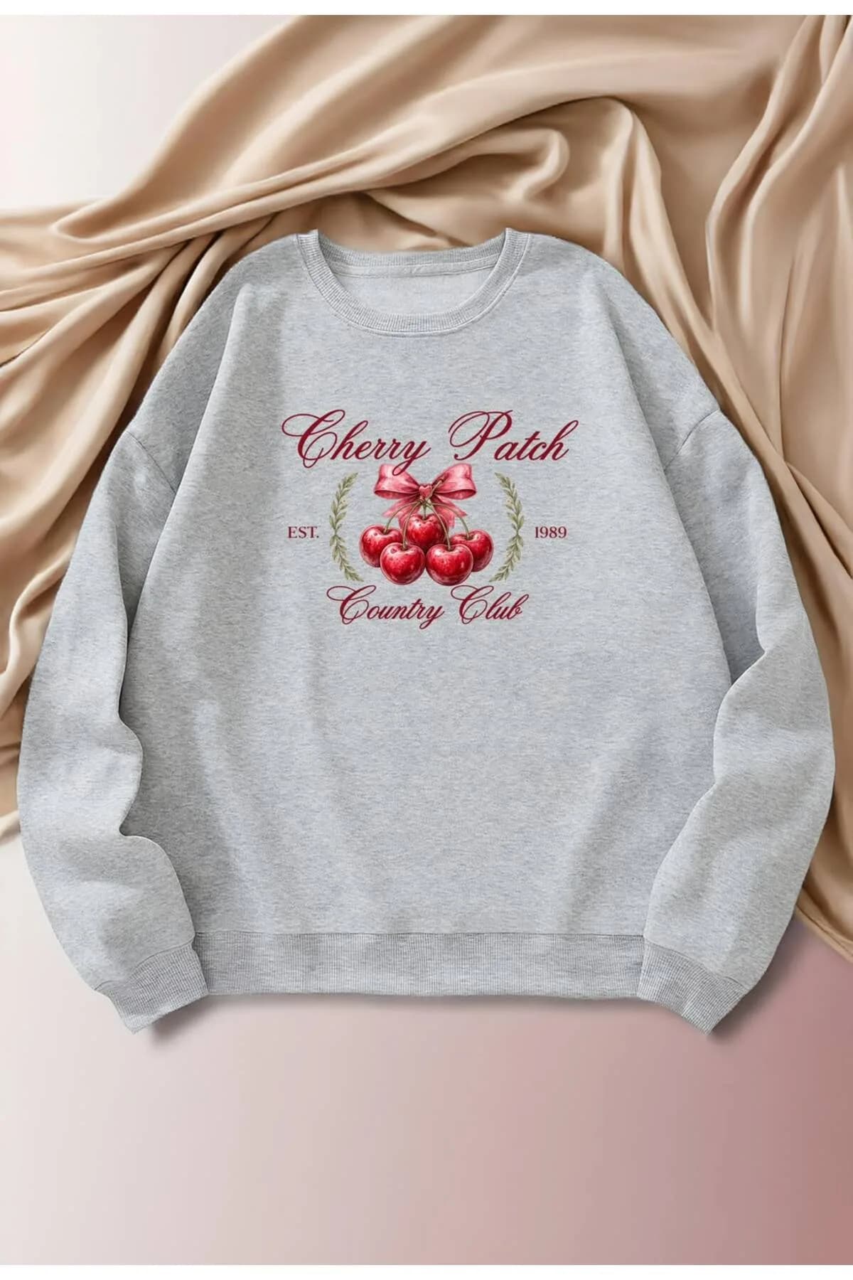 Kadın Cherry Patch Baskılı Üç İplik Şardonlu Sweatshirt