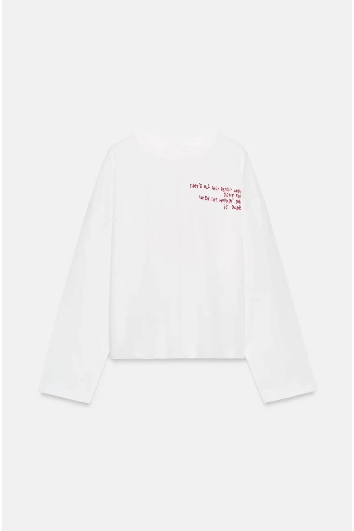 Beyaz Kontrast Yazılı Sırt Baskılı Uzun Kollu T-Shirt — Beyaz — görsel 4