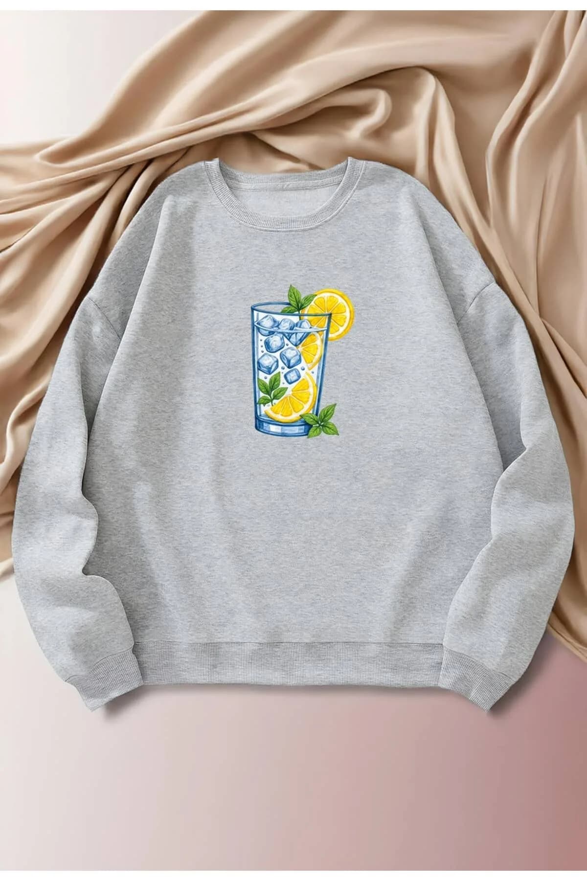 Kadın Churchill Baskılı Üç İplik Şardonlu Sweatshirt