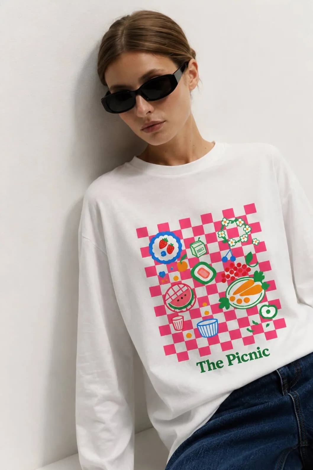 Beyaz The Picnic Baskılı Tesettüre Uygun Uzun Kollu T-Shirt