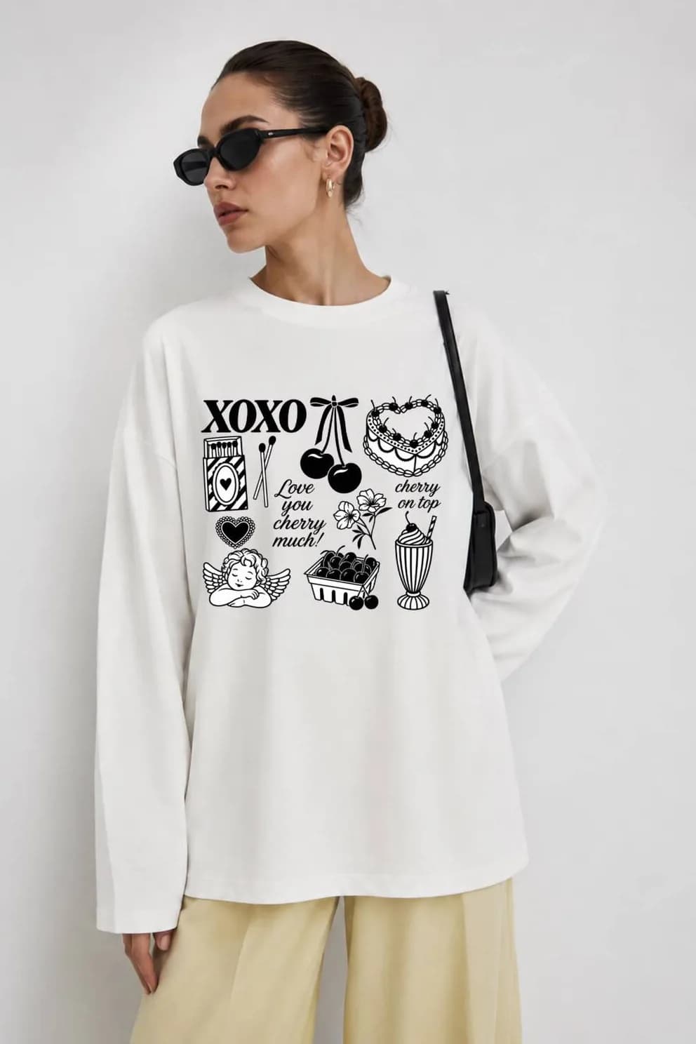 Beyaz XOXO Baskılı Tesettüre Uygun Uzun Kollu T-Shirt — Beyaz — görsel 3