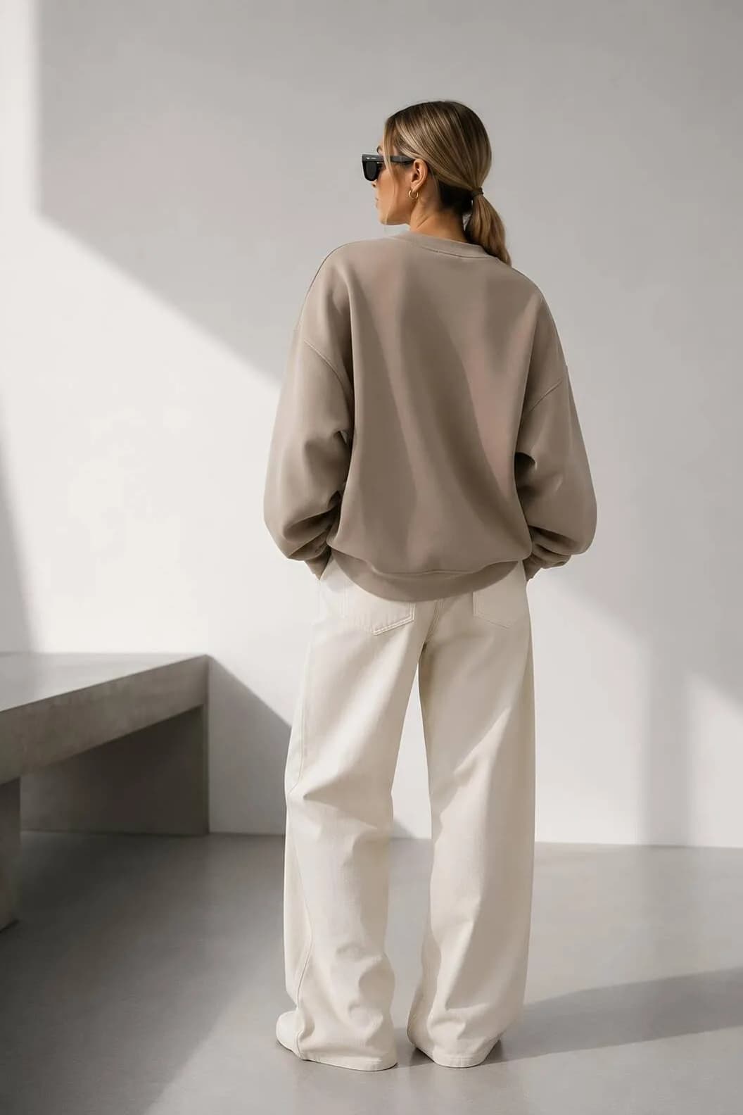 Kadın Üç İplik Şardonlu Pamuk Oversize Sweatshirt — Vizon — görsel 3