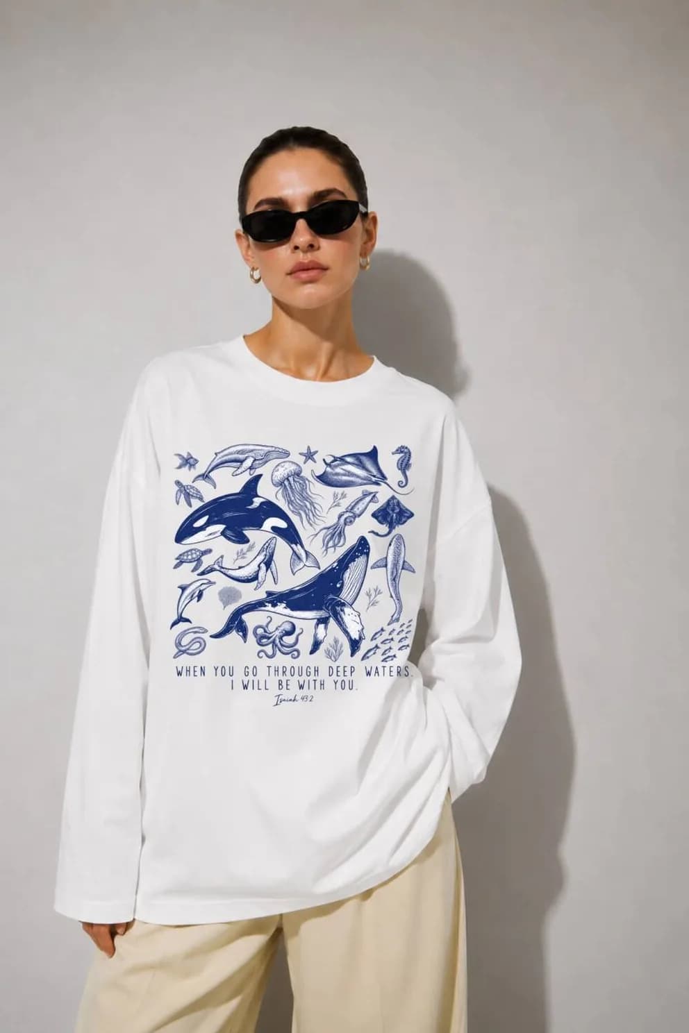 Beyaz Balık Baskılı Tesettüre Uygun Uzun Kollu T-Shirt
